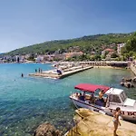 Lovely In * Rukavac (Primorje-Gorski Kotar)