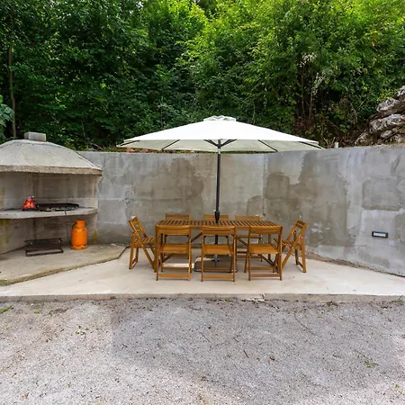 Amazing In Rukavac With Kitchen Holiday home
